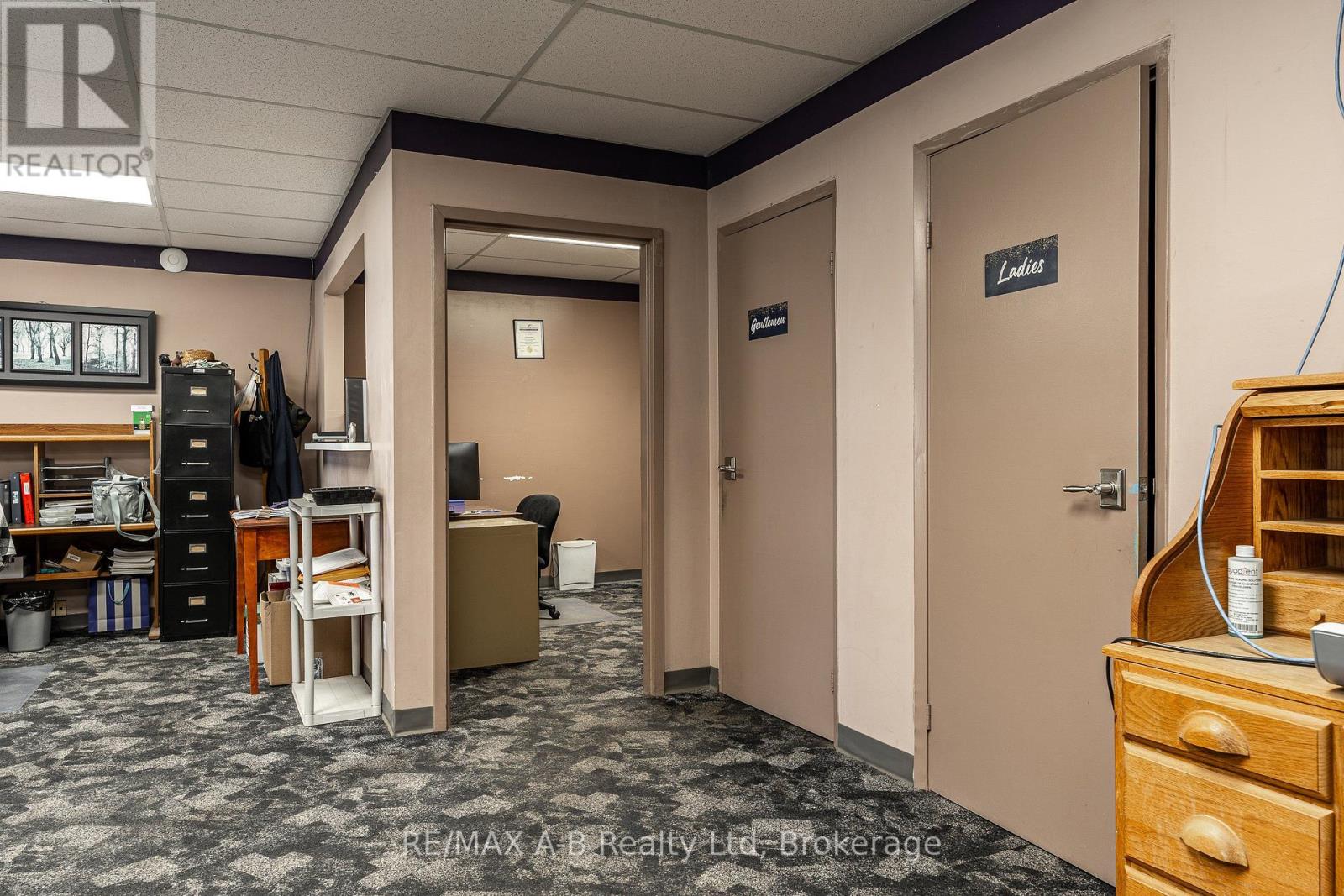 10 Humber Street Property Photo 17