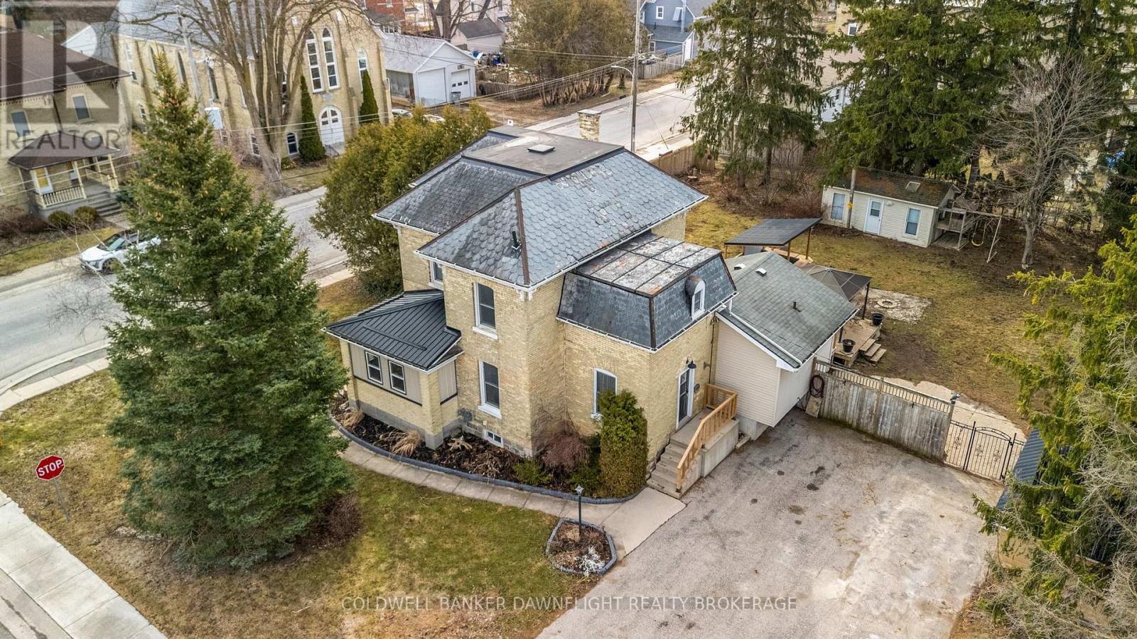 80 NELSON STREET Property Photo 1