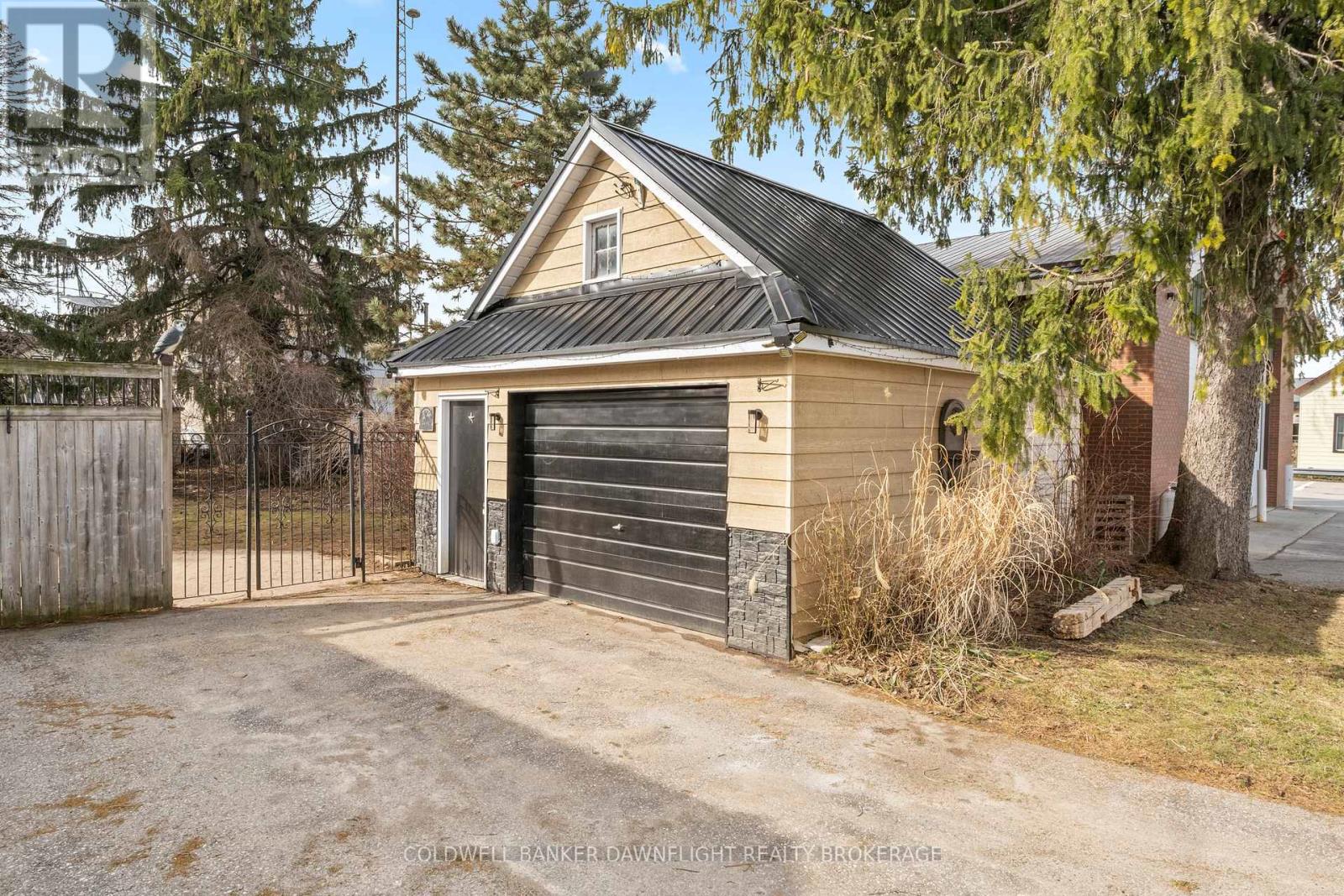 80 Nelson Street Property Photo 4