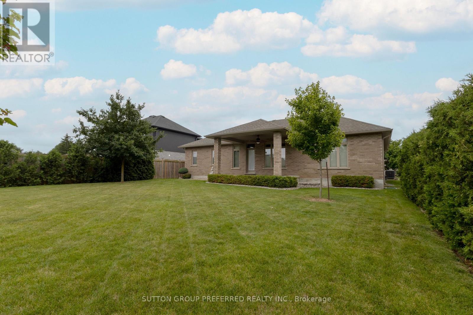 38 Brenmar Crescent Property Photo 42