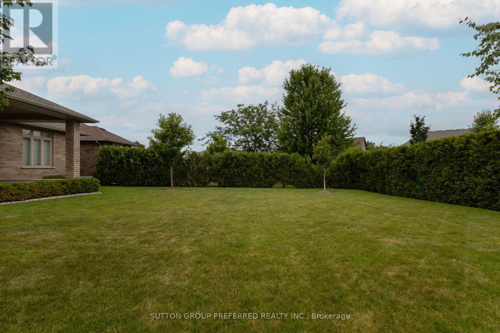 38 Brenmar Crescent Property Photo 43