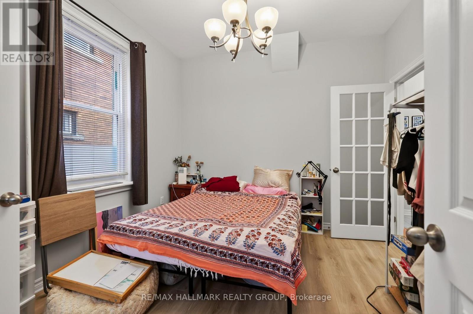 124-126 Irving Avenue Property Photo 5