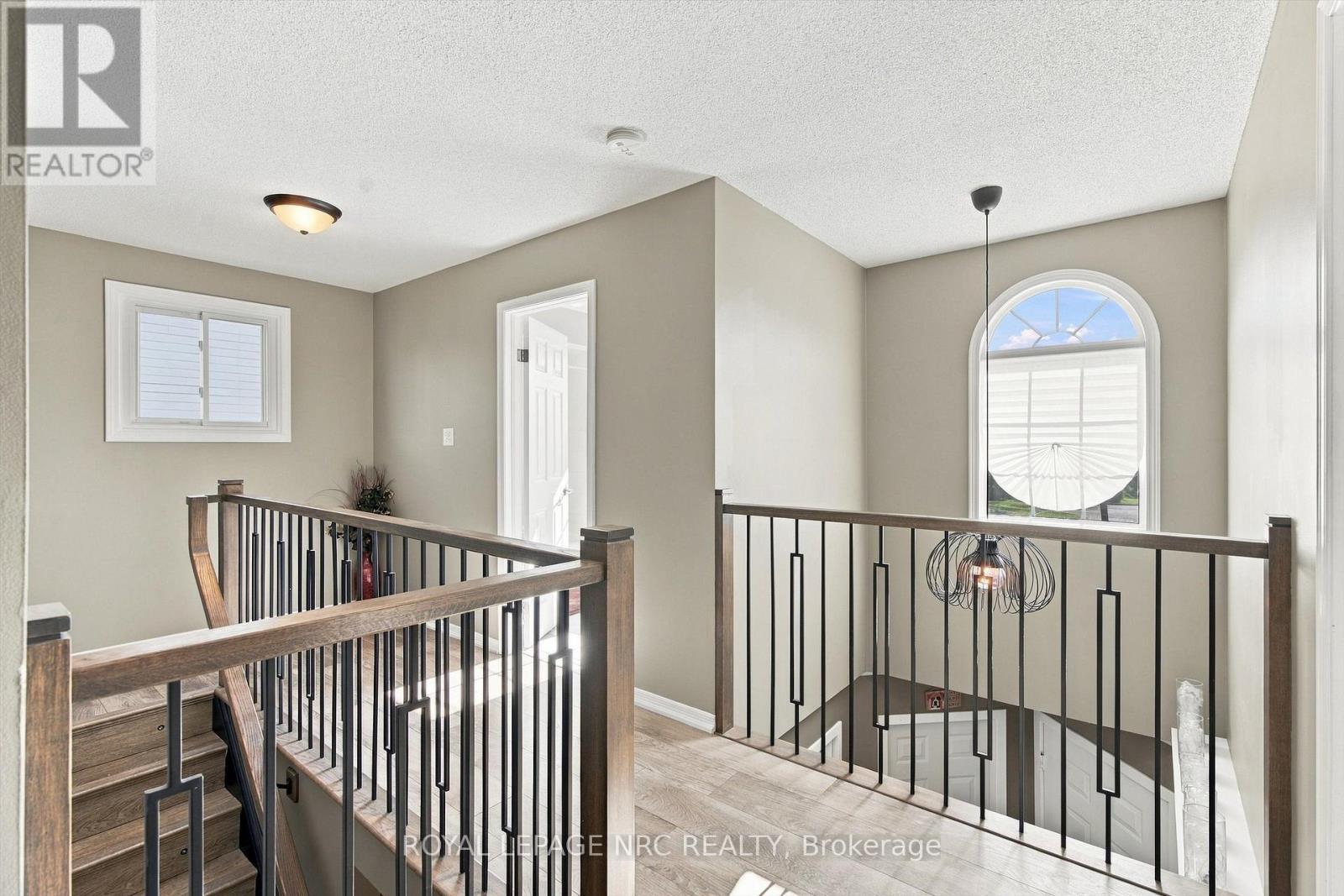 158 Confederation Avenue Property Photo 15