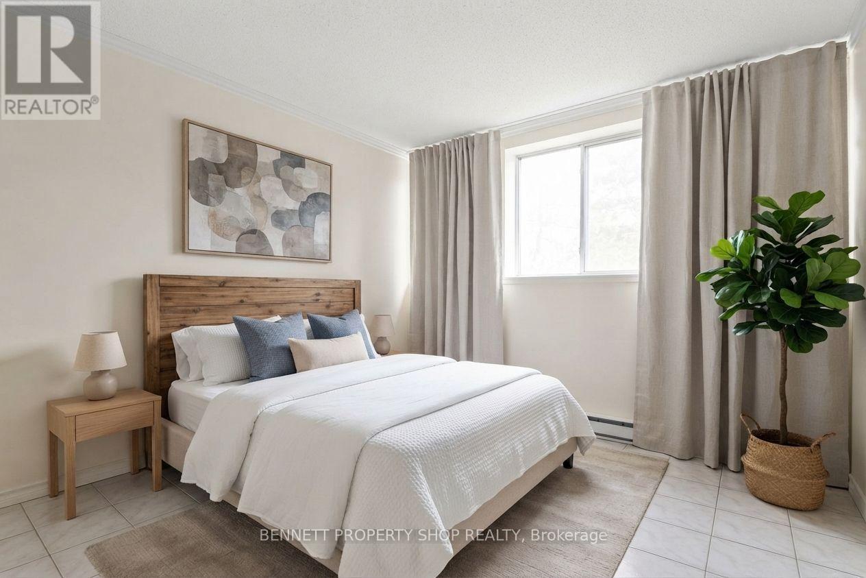 903 - 530 Laurier Avenue W Property Photo 8