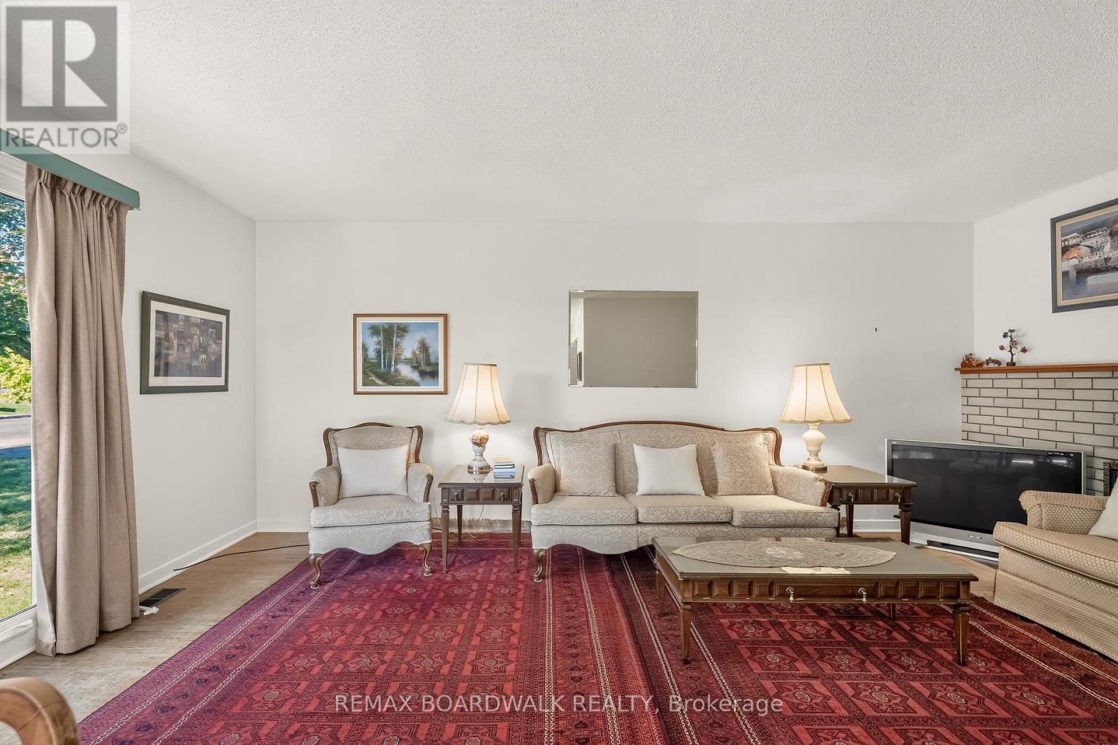 7 Charkay Street Property Photo 12