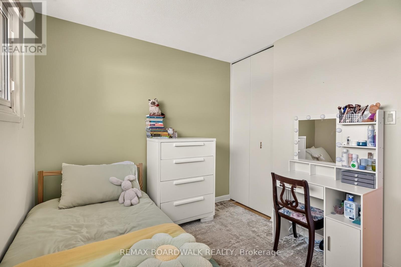 7 Charkay Street Property Photo 20