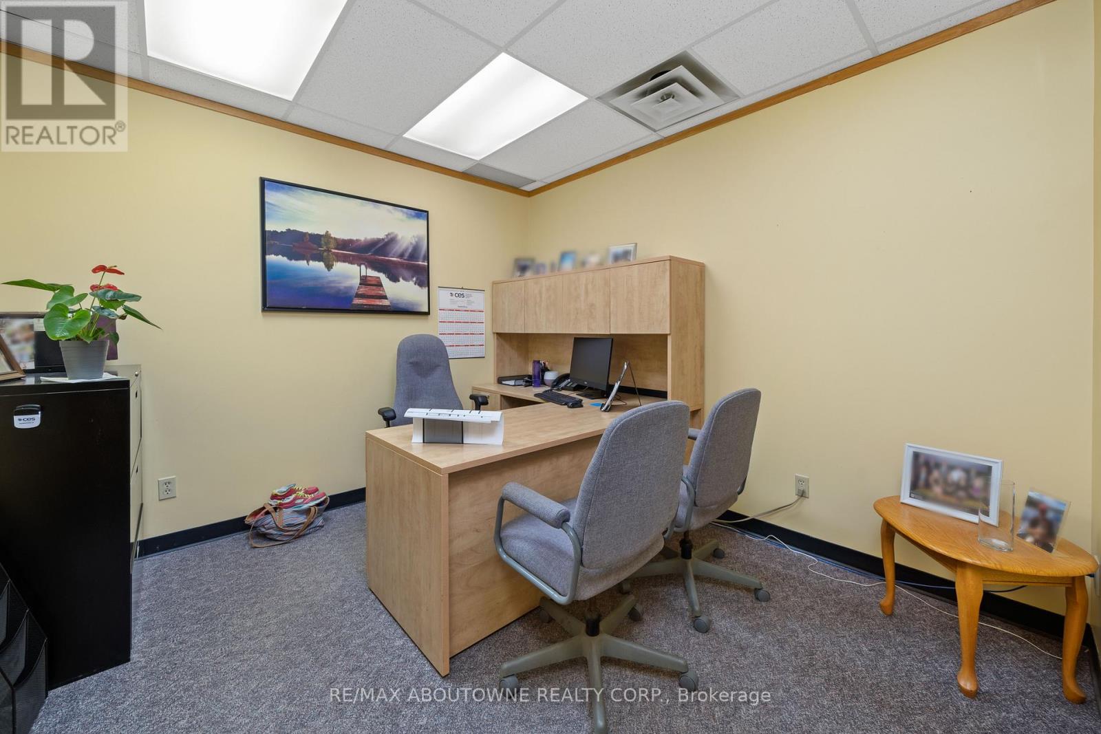 2 - 54 Dundas Street E Property Photo 15