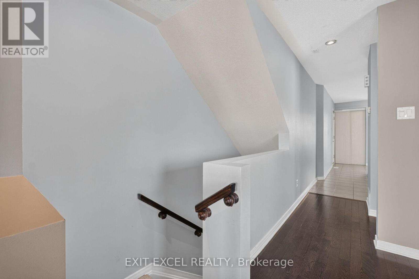 1 - 532 Lakeridge Drive Property Photo 17