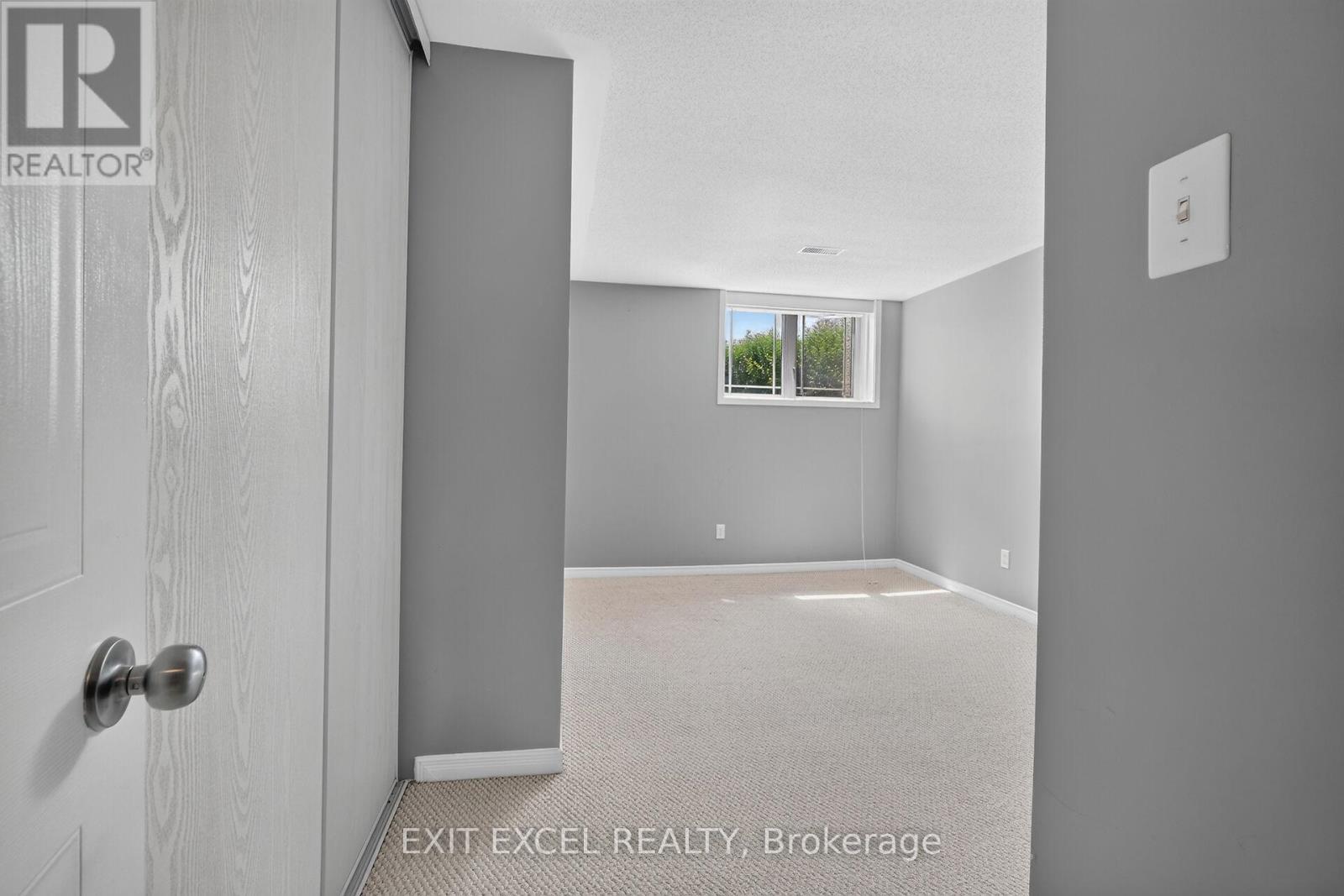 1 - 532 Lakeridge Drive Property Photo 21