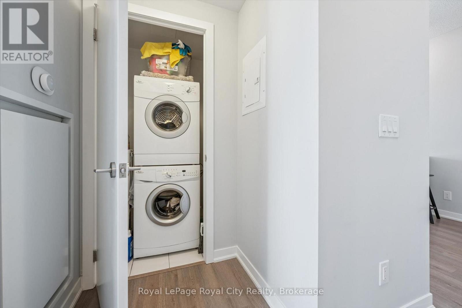 1204 - 85 Duke Street W Property Photo 25