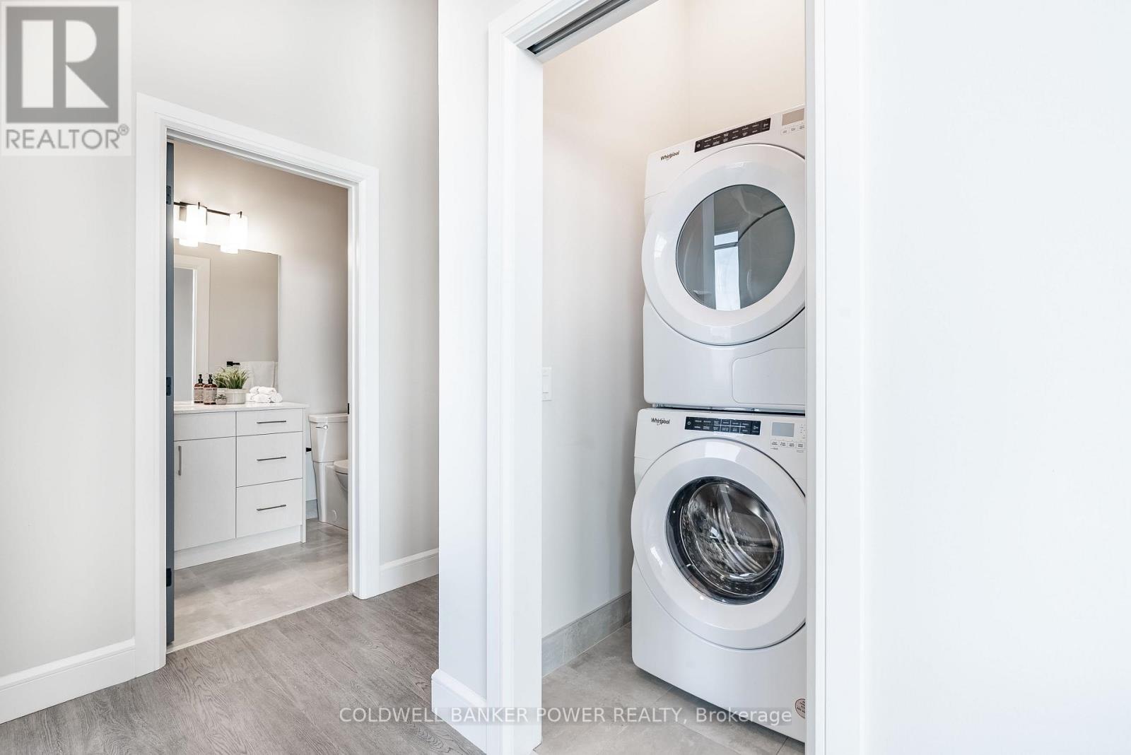 402 - 1600 Hyde Park Road Property Photo 15