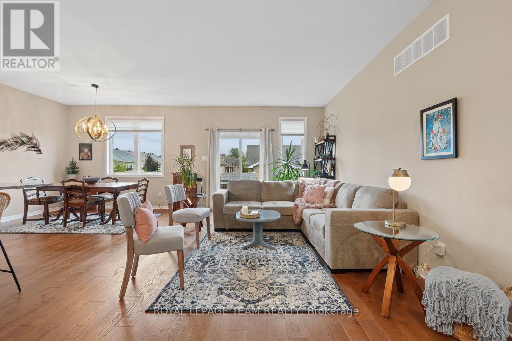 253 Edey Street Property Photo 8
