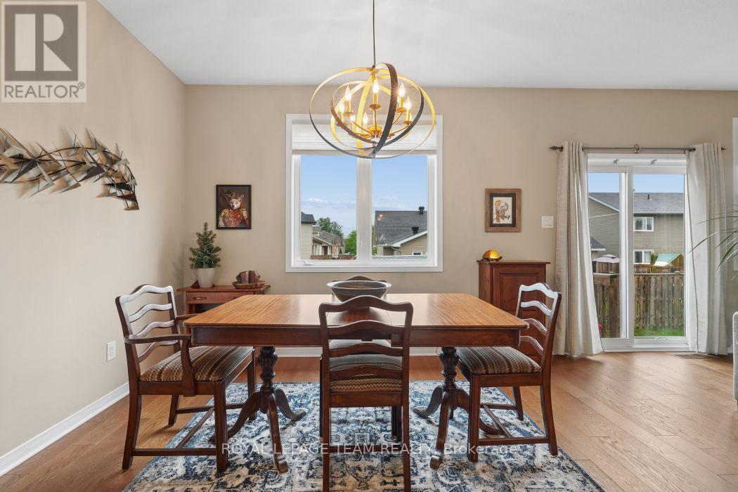 253 Edey Street Property Photo 14