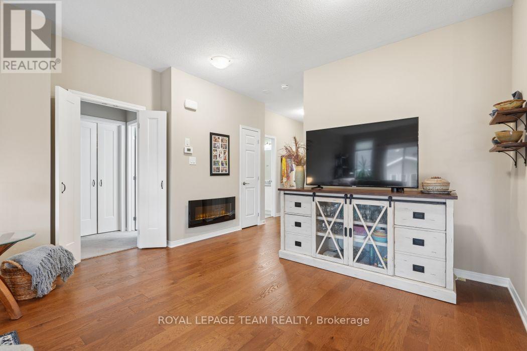 253 Edey Street Property Photo 22