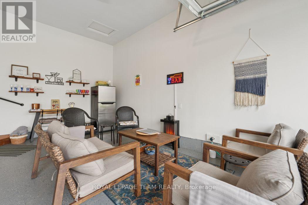 253 Edey Street Property Photo 29