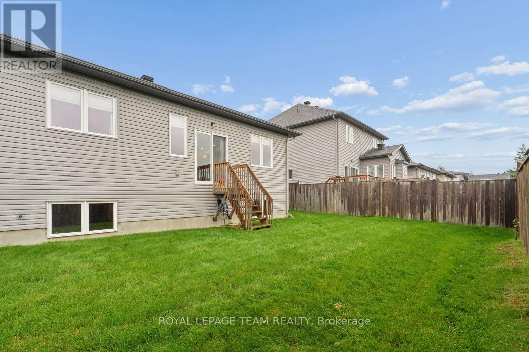 253 Edey Street Property Photo 34