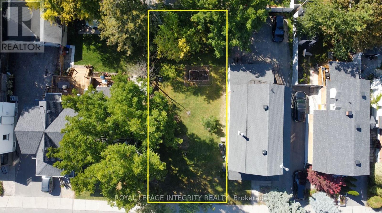 516 Churchill Avenue N Photo de la propriété 1