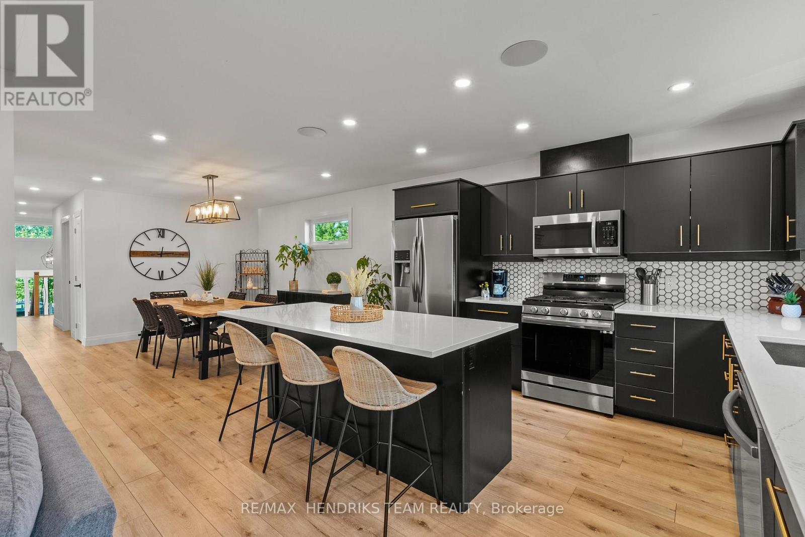 24 Prospect Avenue Property Photo 11