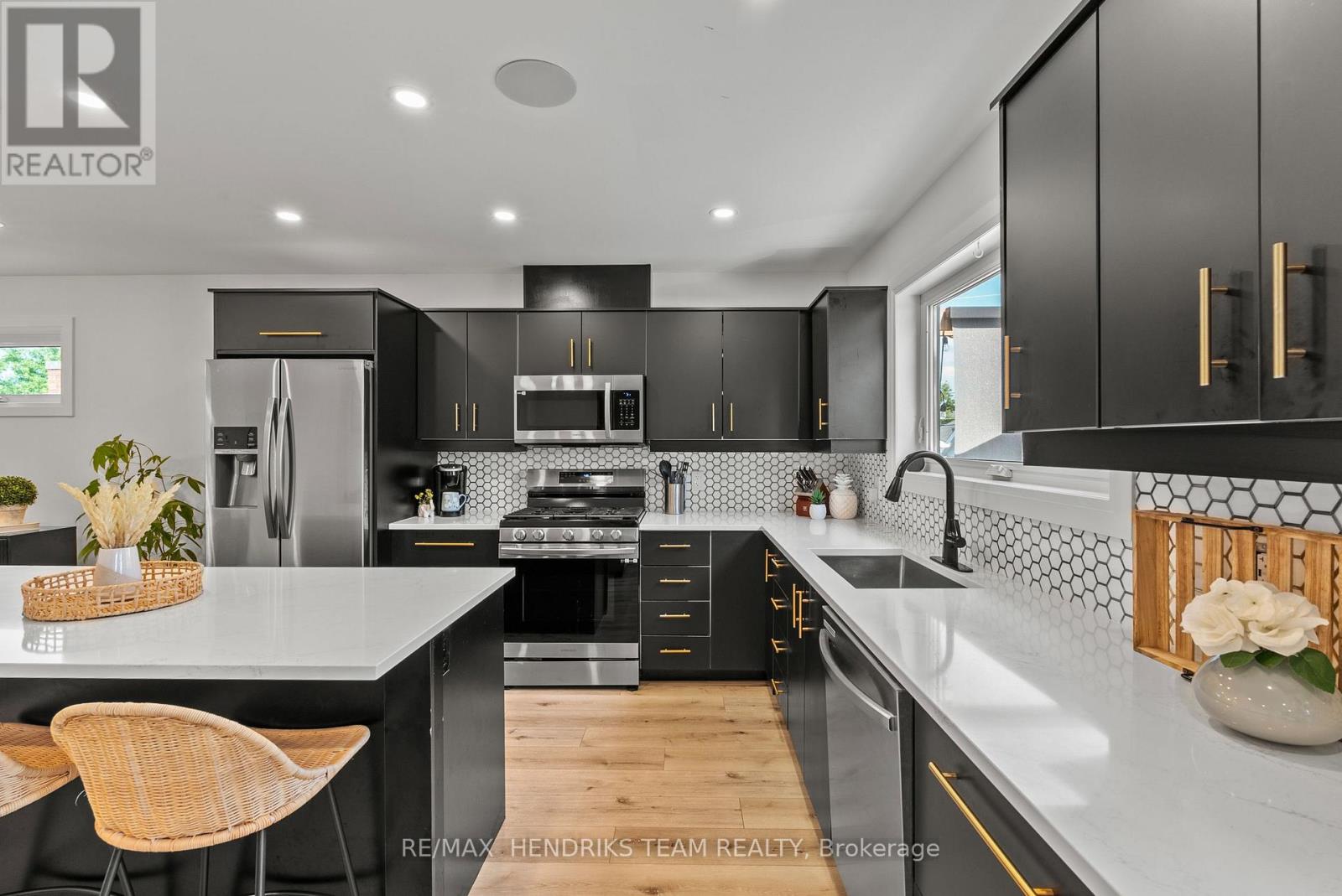 24 Prospect Avenue Property Photo 12