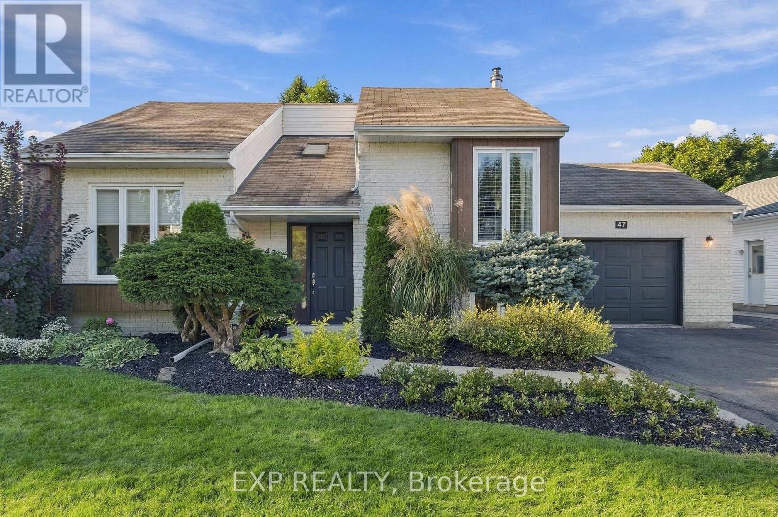 47 ALBERT STREET Property Photo 1