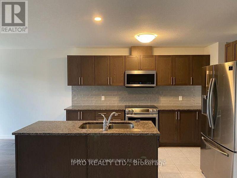 24 - 135 Hardcastle Drive Property Photo 3