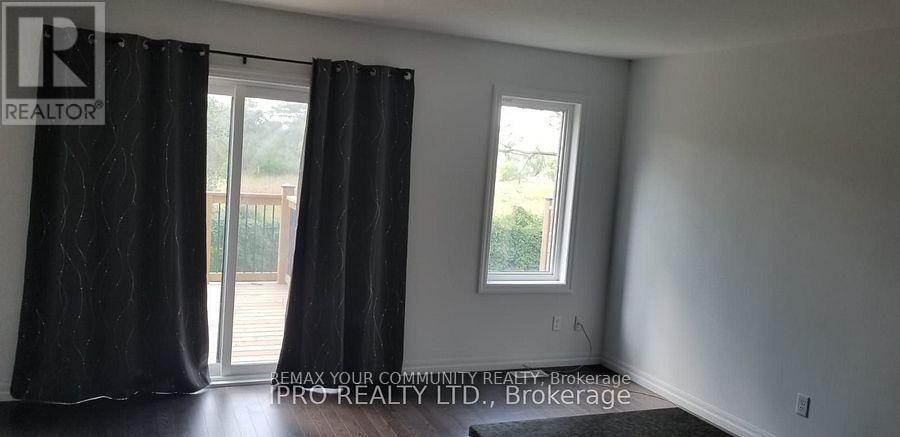24 - 135 Hardcastle Drive Property Photo 6