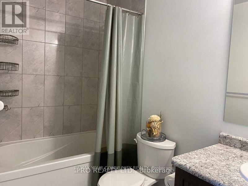 24 - 135 Hardcastle Drive Property Photo 7