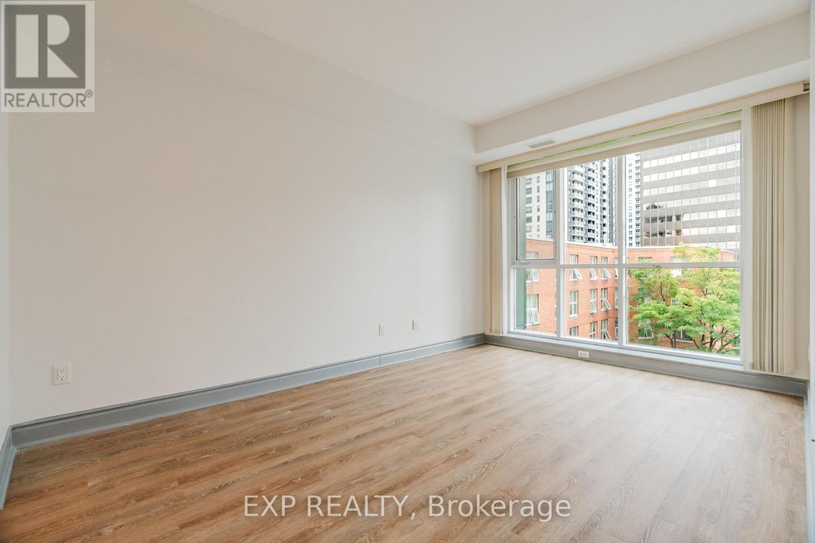 502 - 134 York Street Property Photo 14