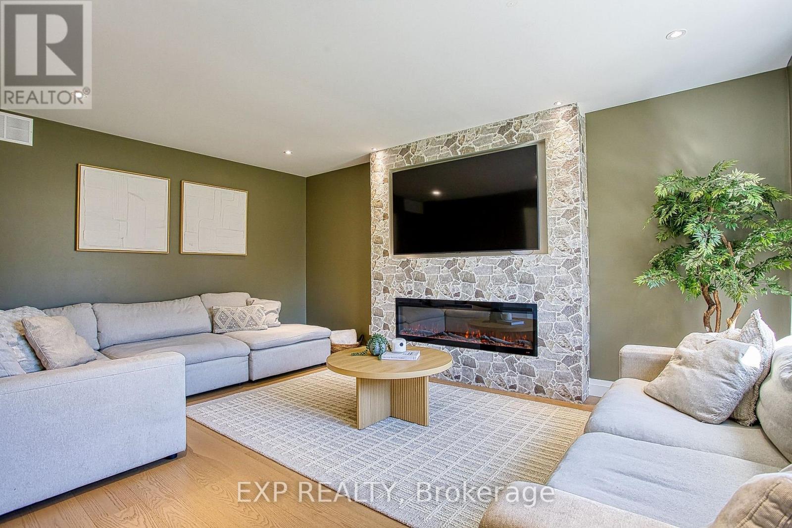 43 Spadara Drive Property Photo 21
