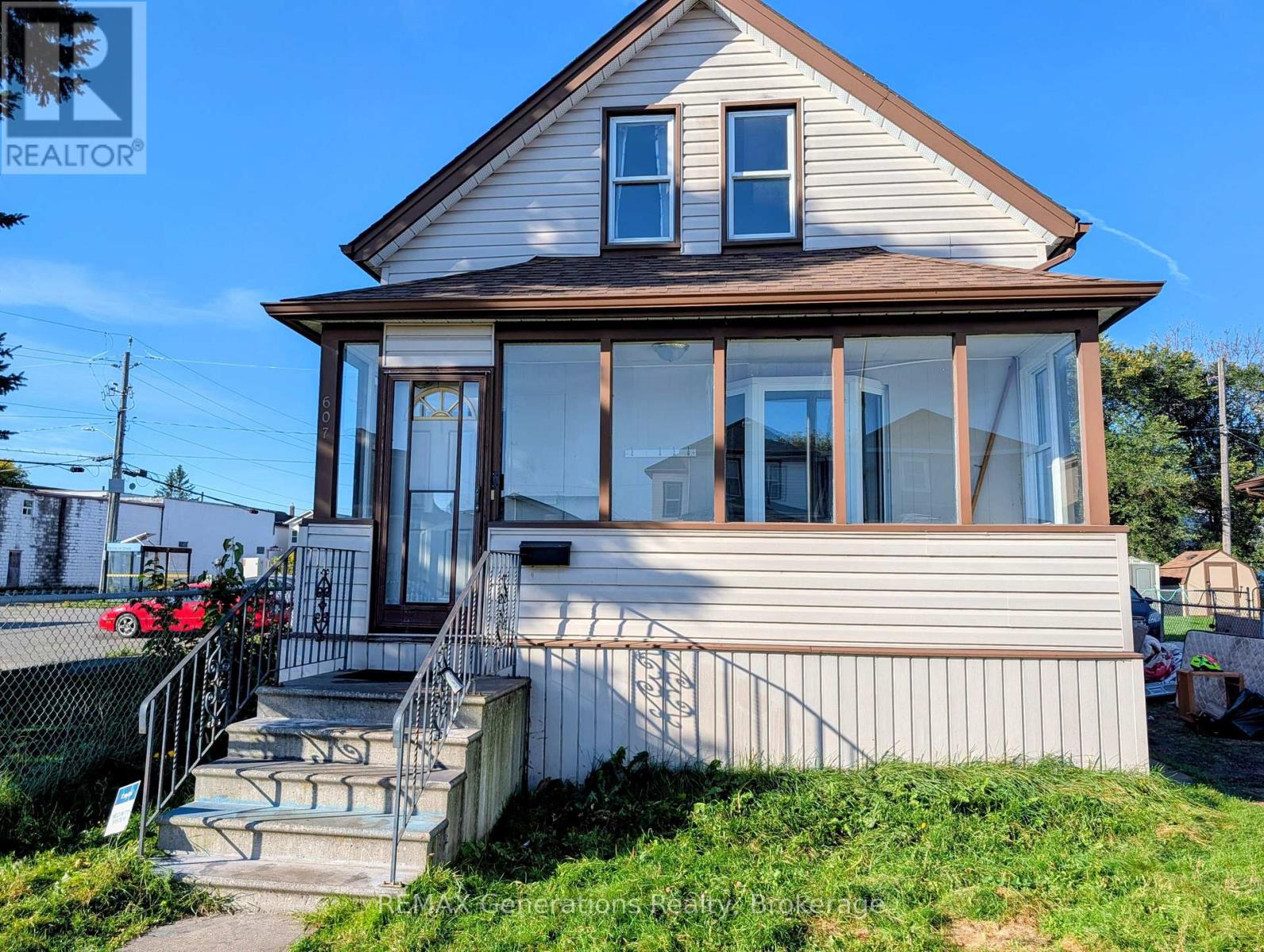 607 MCINTOSH STREET