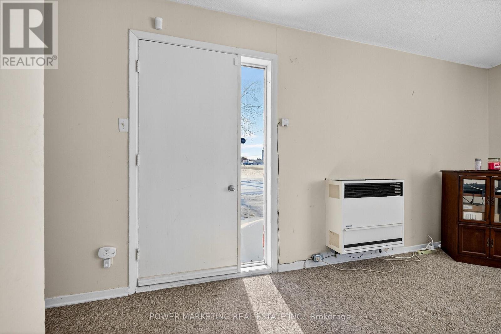 955 St Guillaume Road Property Photo 9
