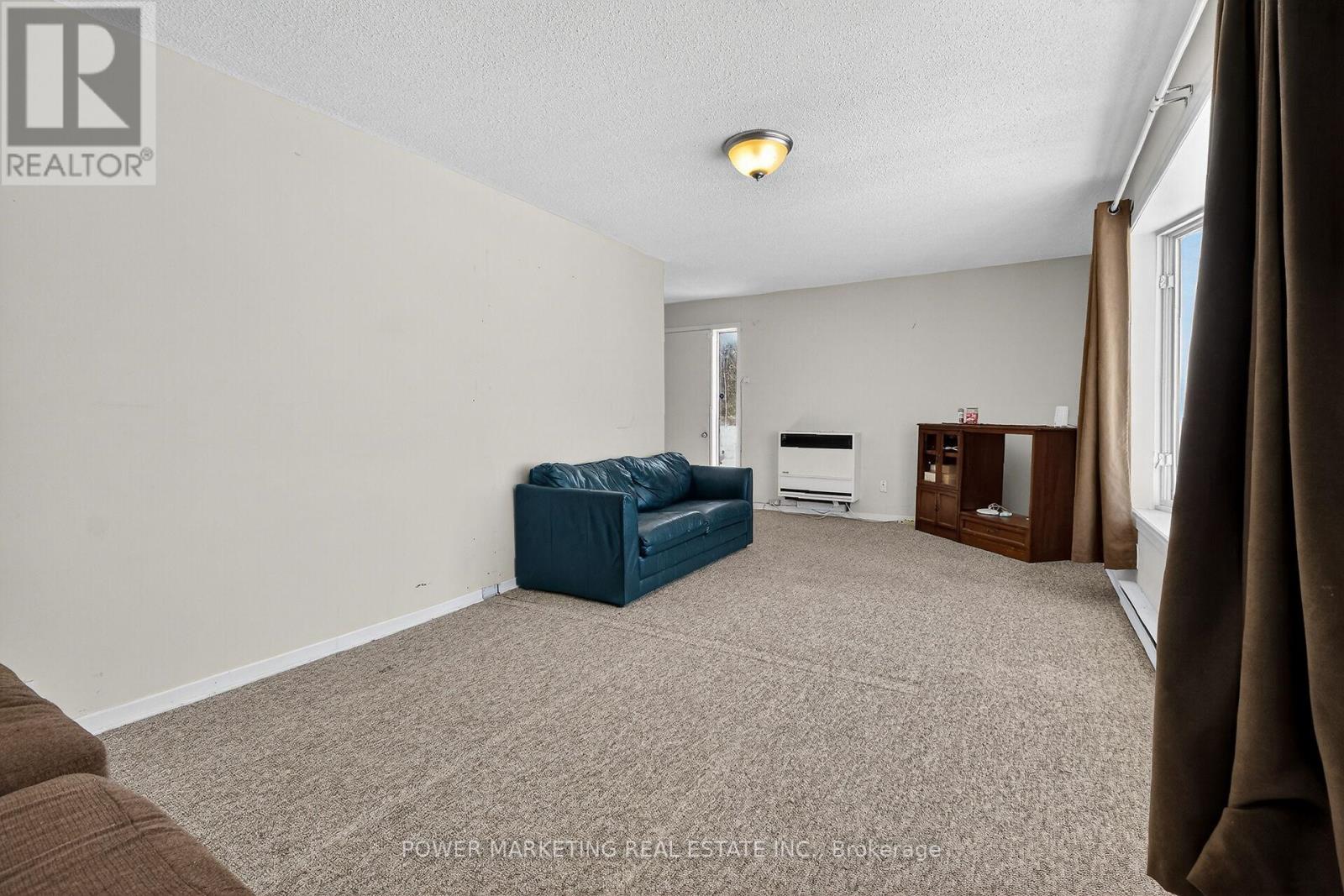 955 St Guillaume Road Property Photo 13