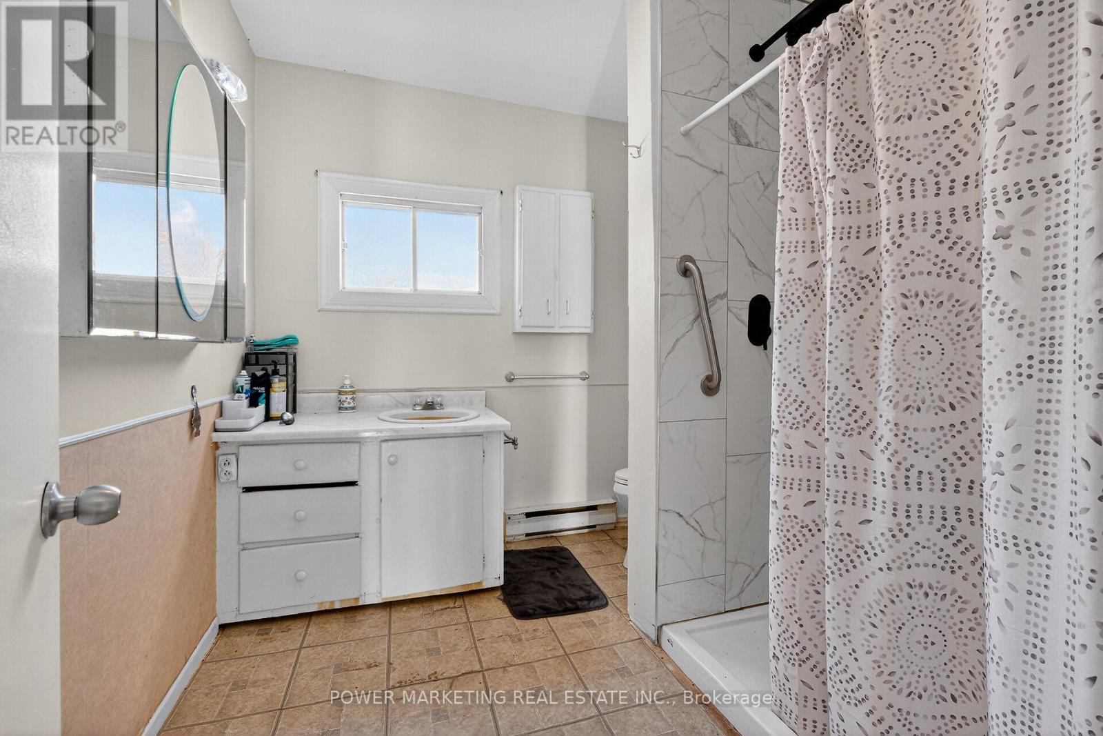955 St Guillaume Road Property Photo 15