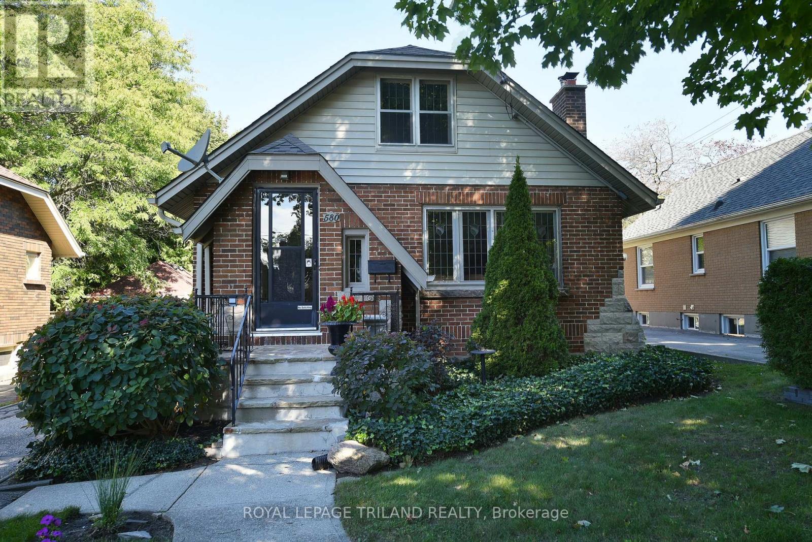 580 St James Street Property Photo 1
