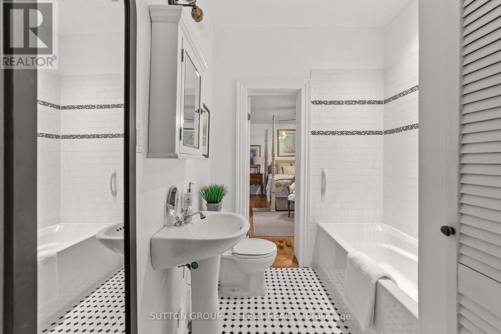 65 Bruce Street Property Photo 13