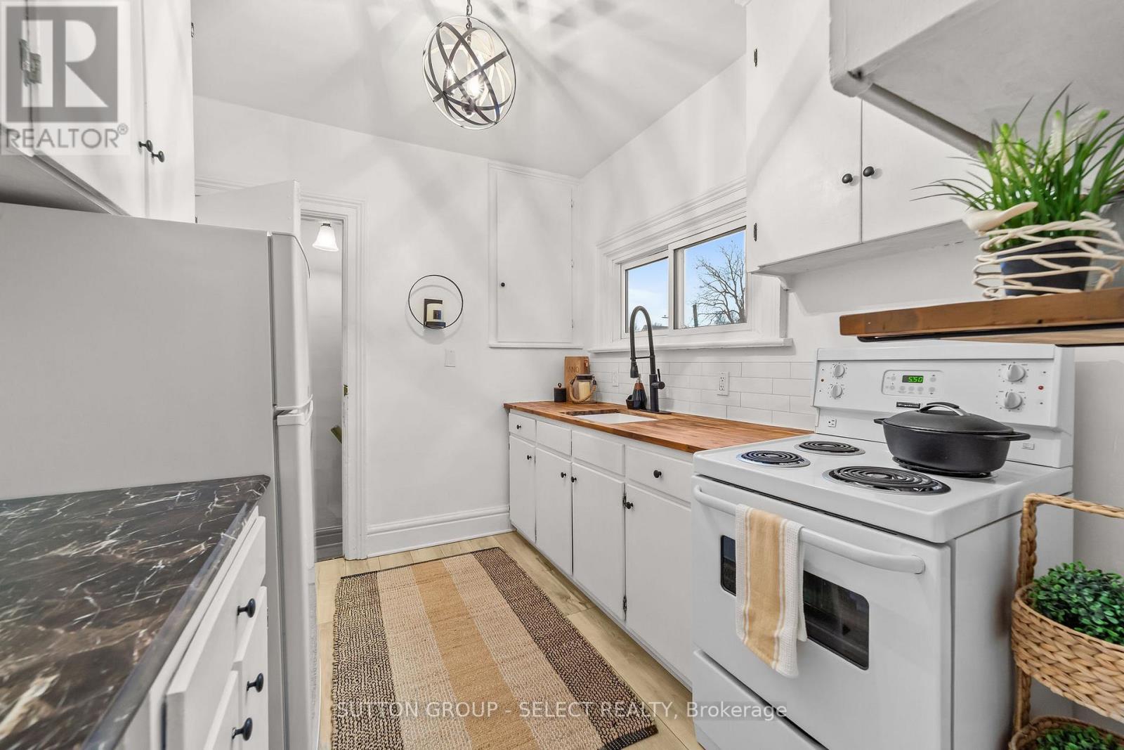 65 Bruce Street Property Photo 30