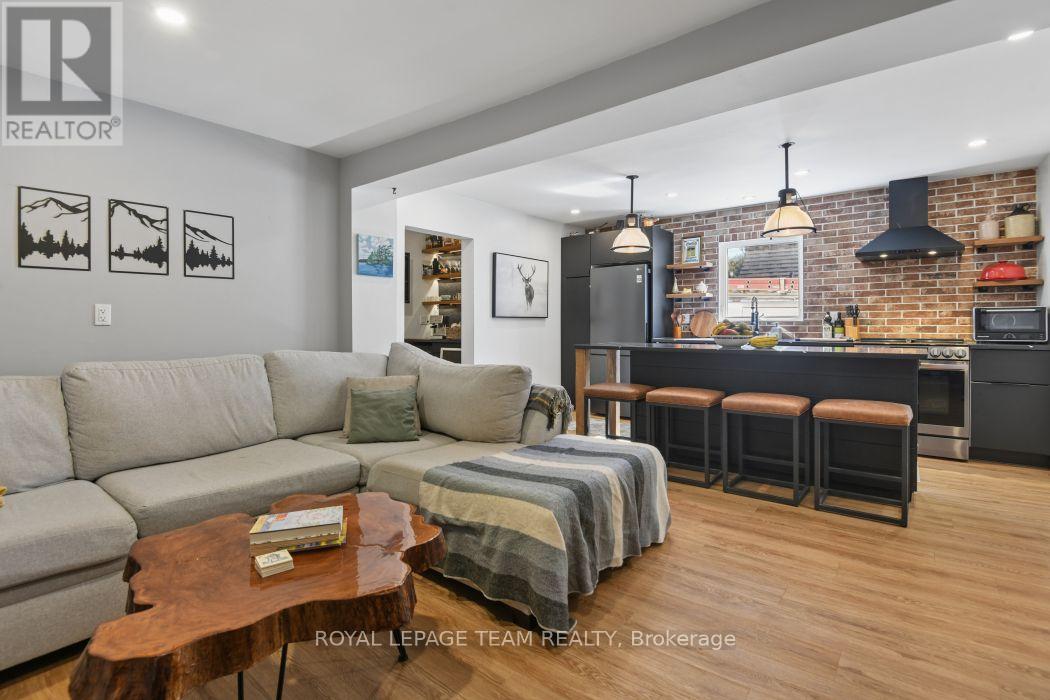 321 Mona Avenue Property Photo 8