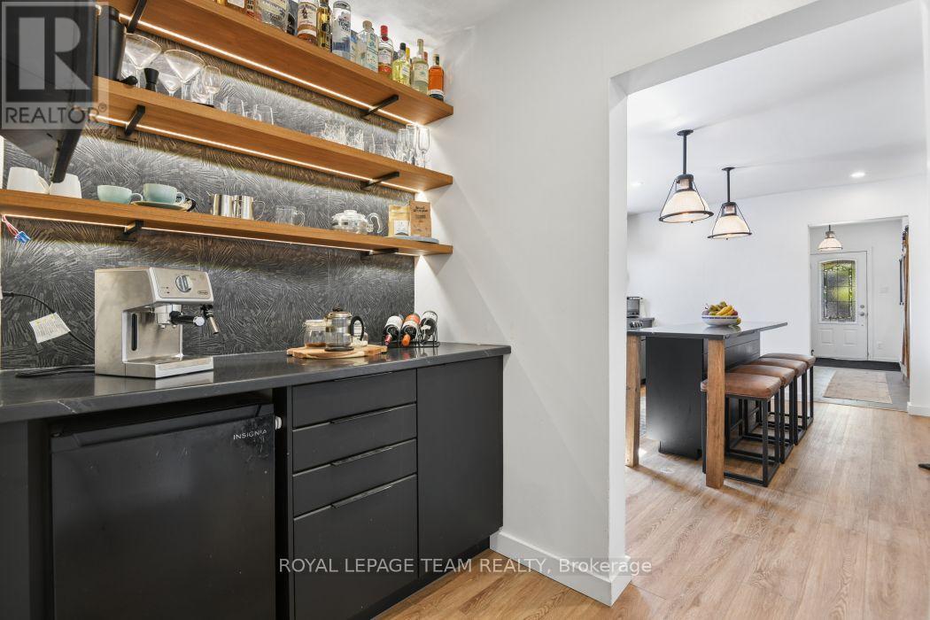 321 Mona Avenue Property Photo 10