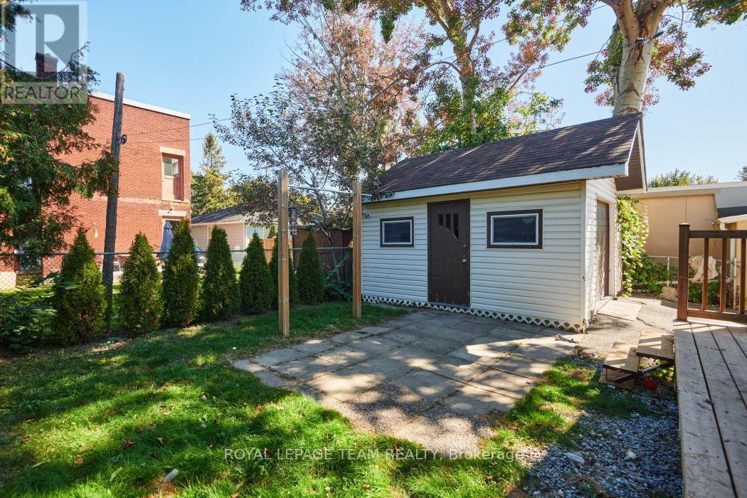 321 Mona Avenue Property Photo 17