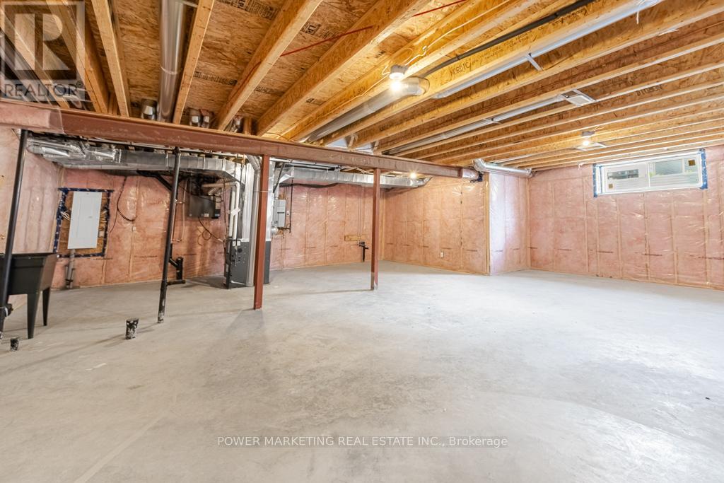69 Defence Street Property Photo 32