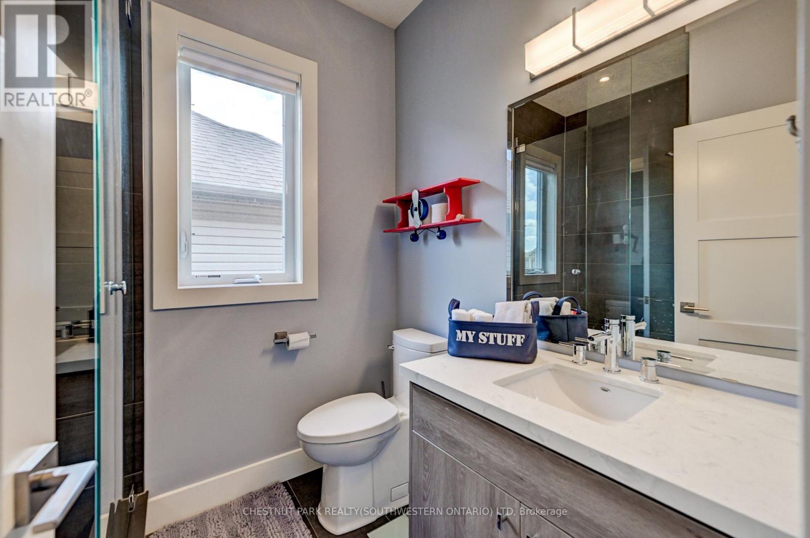 146 Green Gate Boulevard Property Photo 27