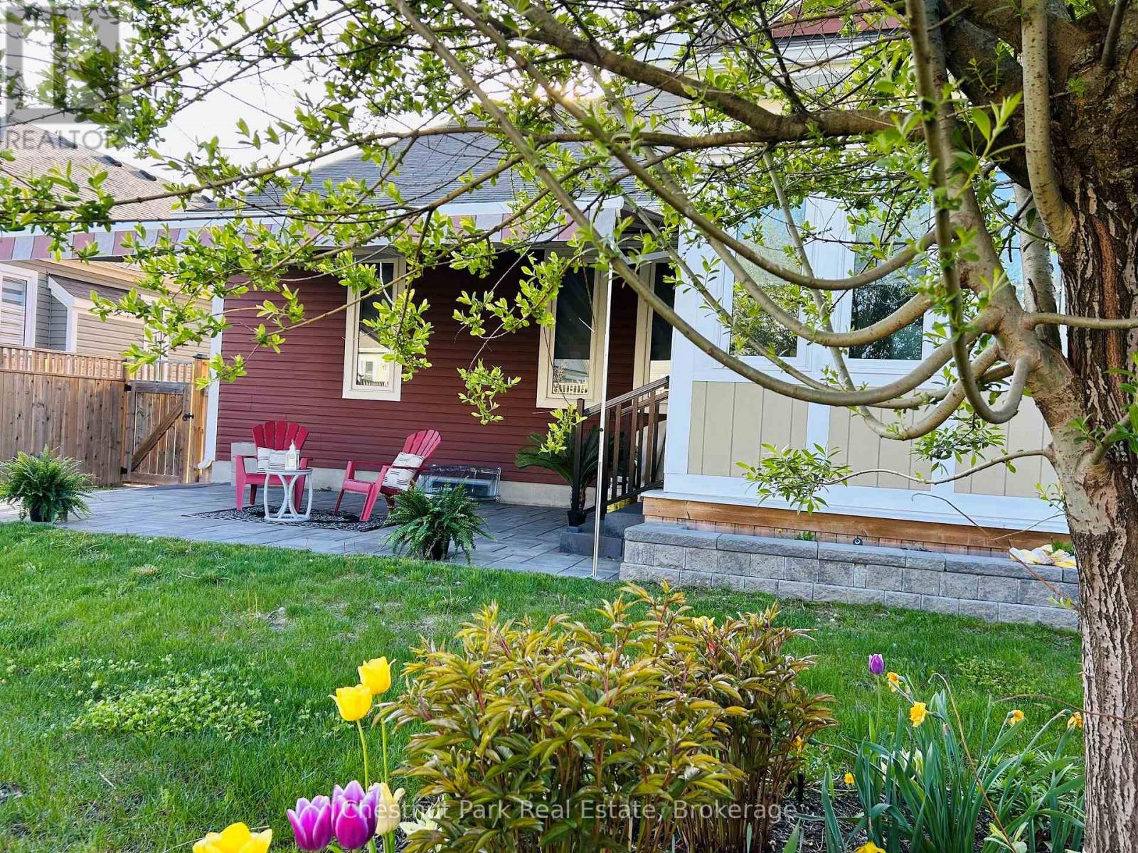 5 Hunter Place Property Photo 2