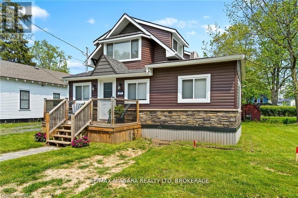 377 Cambridge Road W Property Photo 2