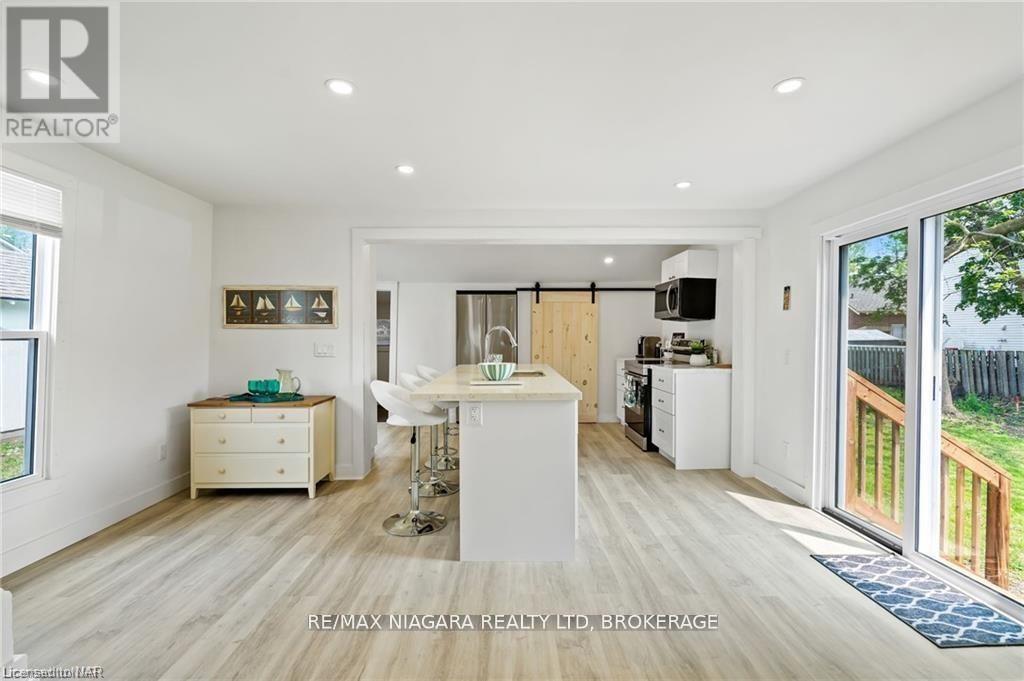 377 Cambridge Road W Property Photo 12
