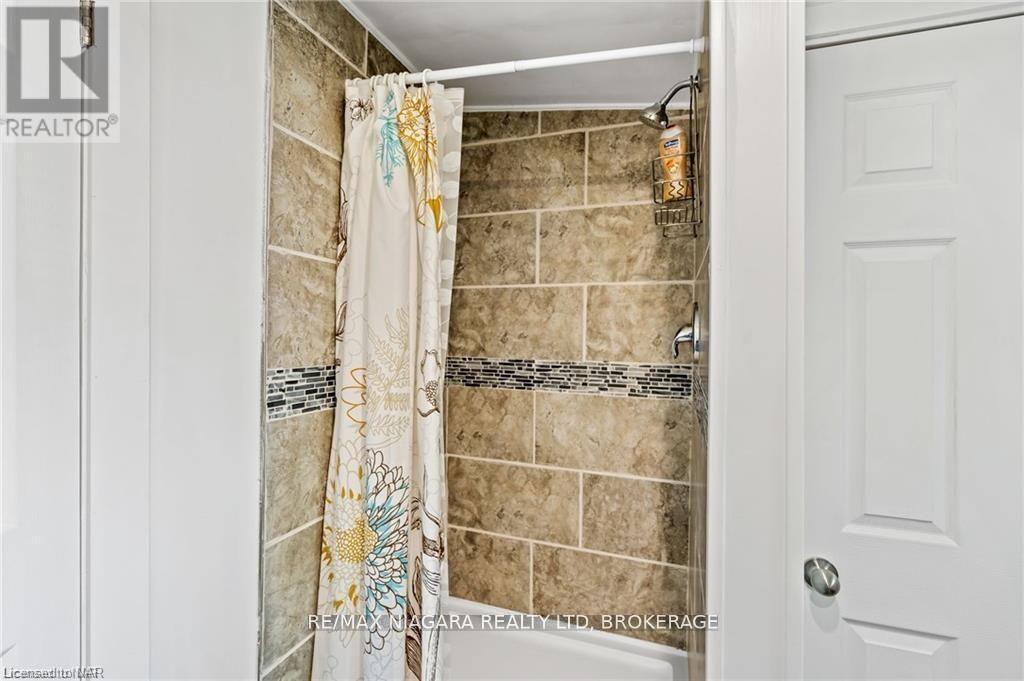 377 Cambridge Road W Property Photo 21