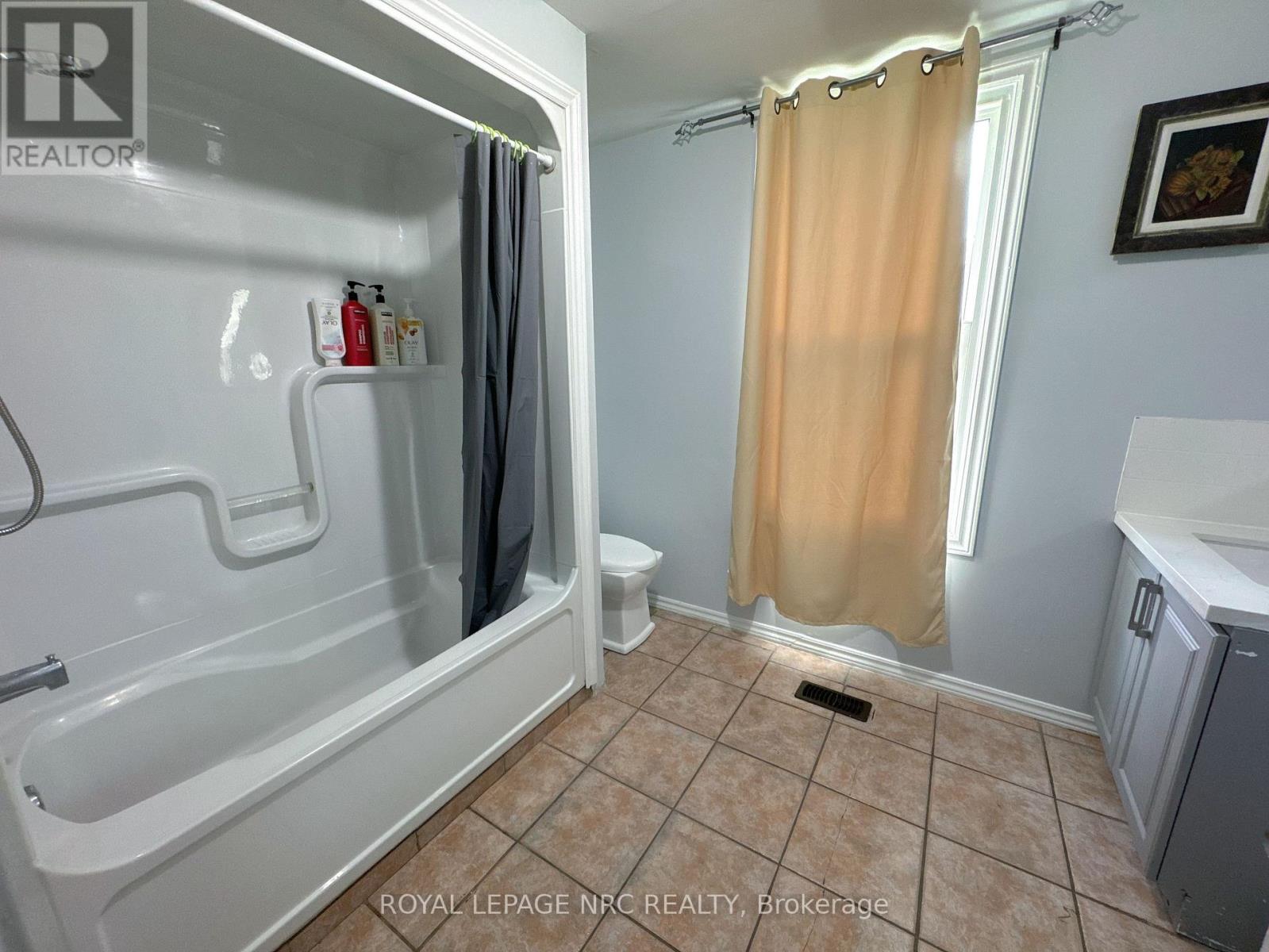4148 Victoria Avenue Property Photo 13