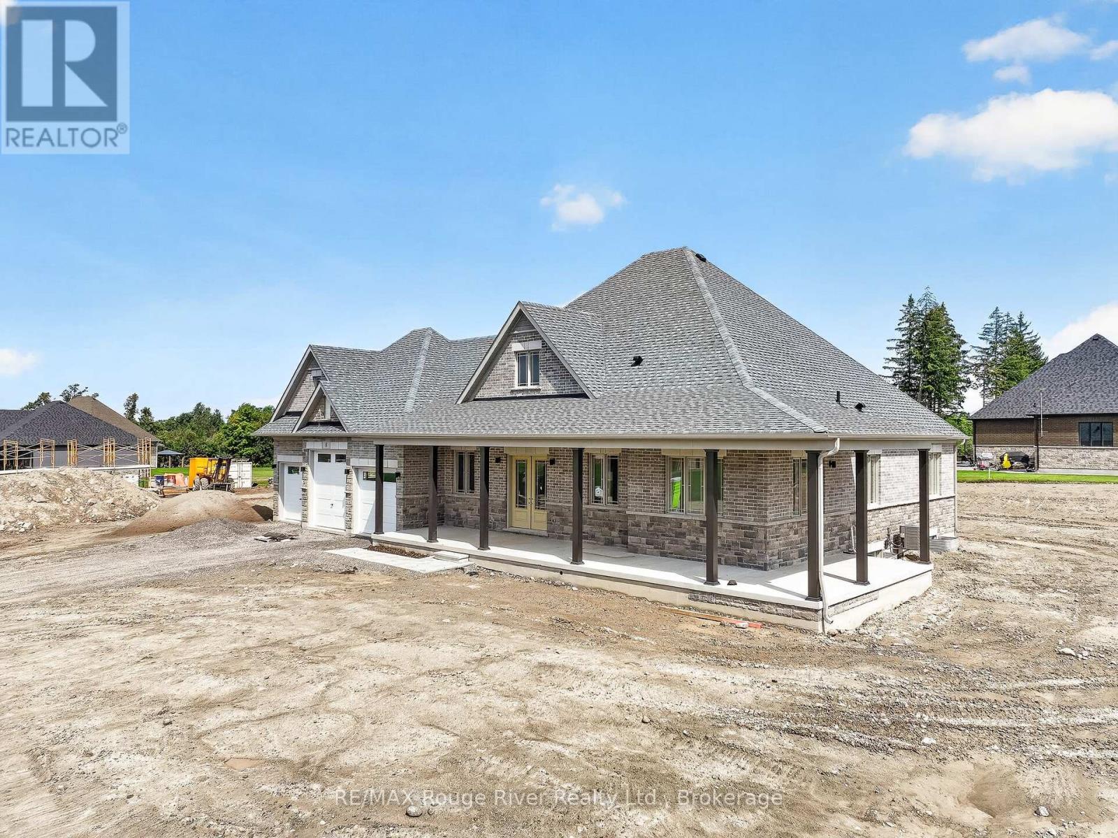 8 Cameron Court Property Photo 3