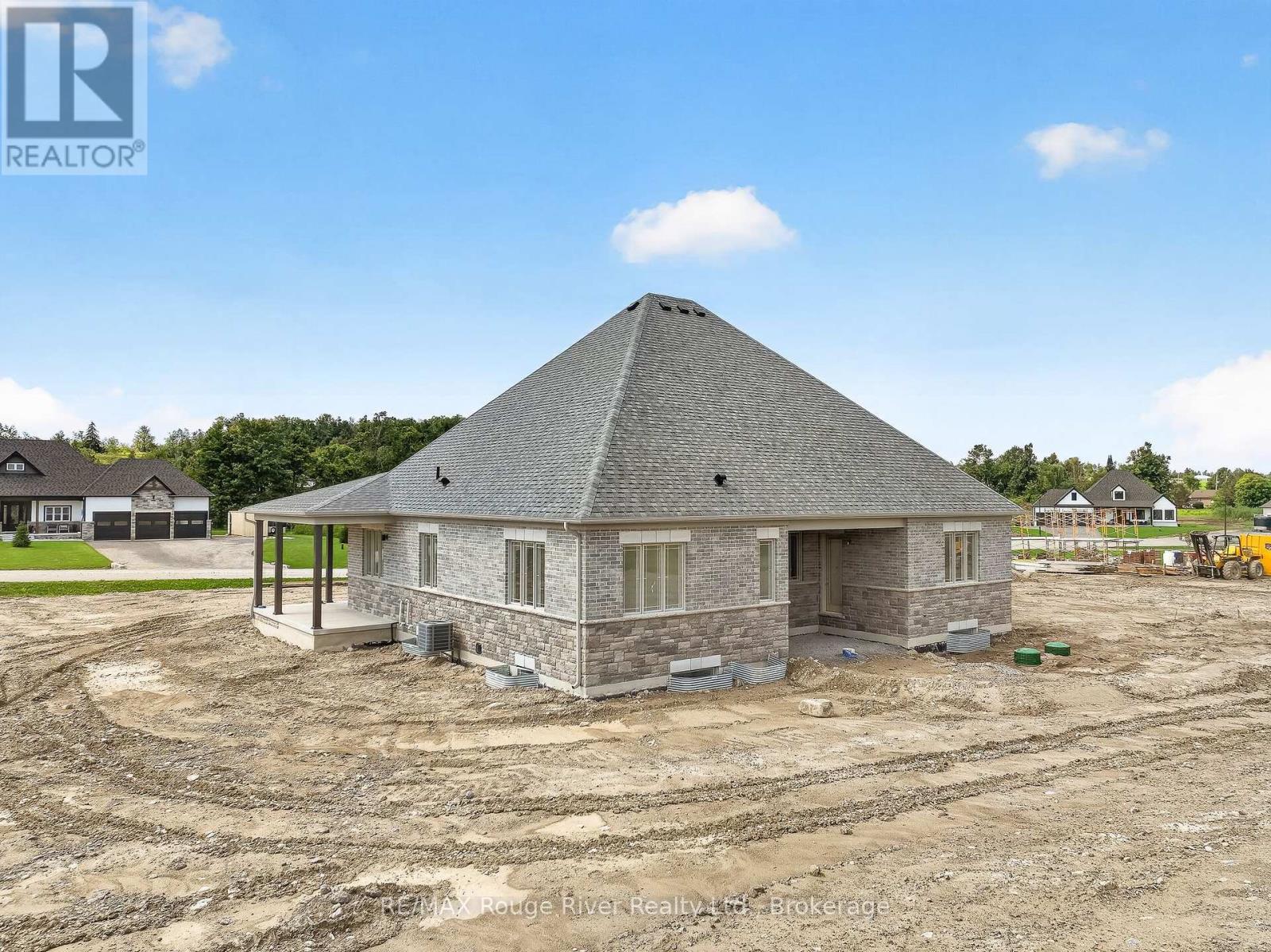 8 Cameron Court Property Photo 17