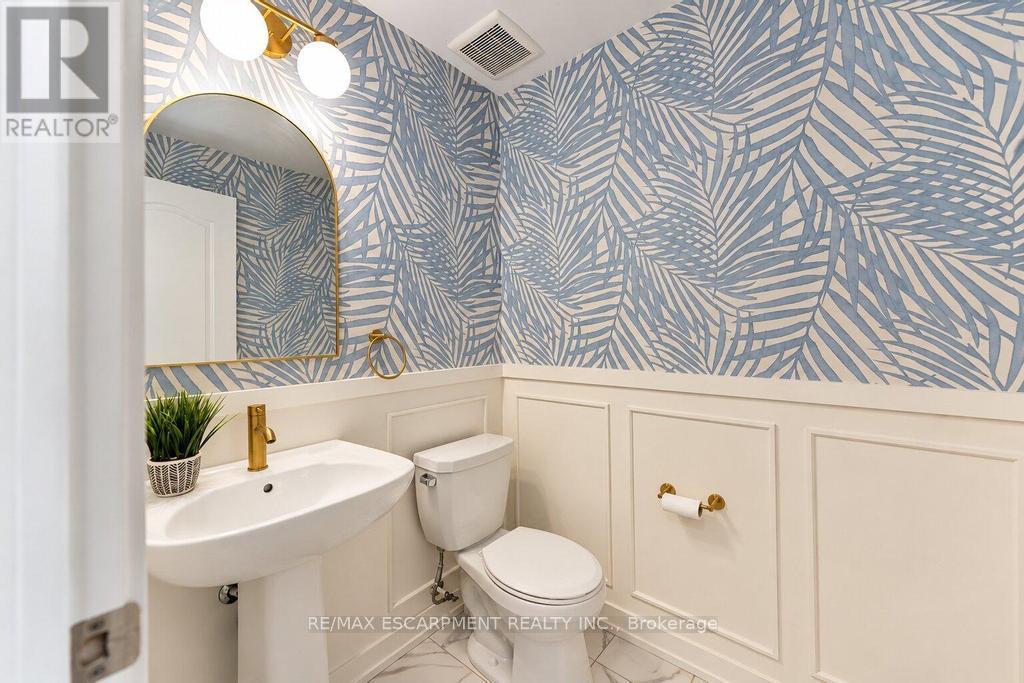 31 Santos Drive Property Photo 9
