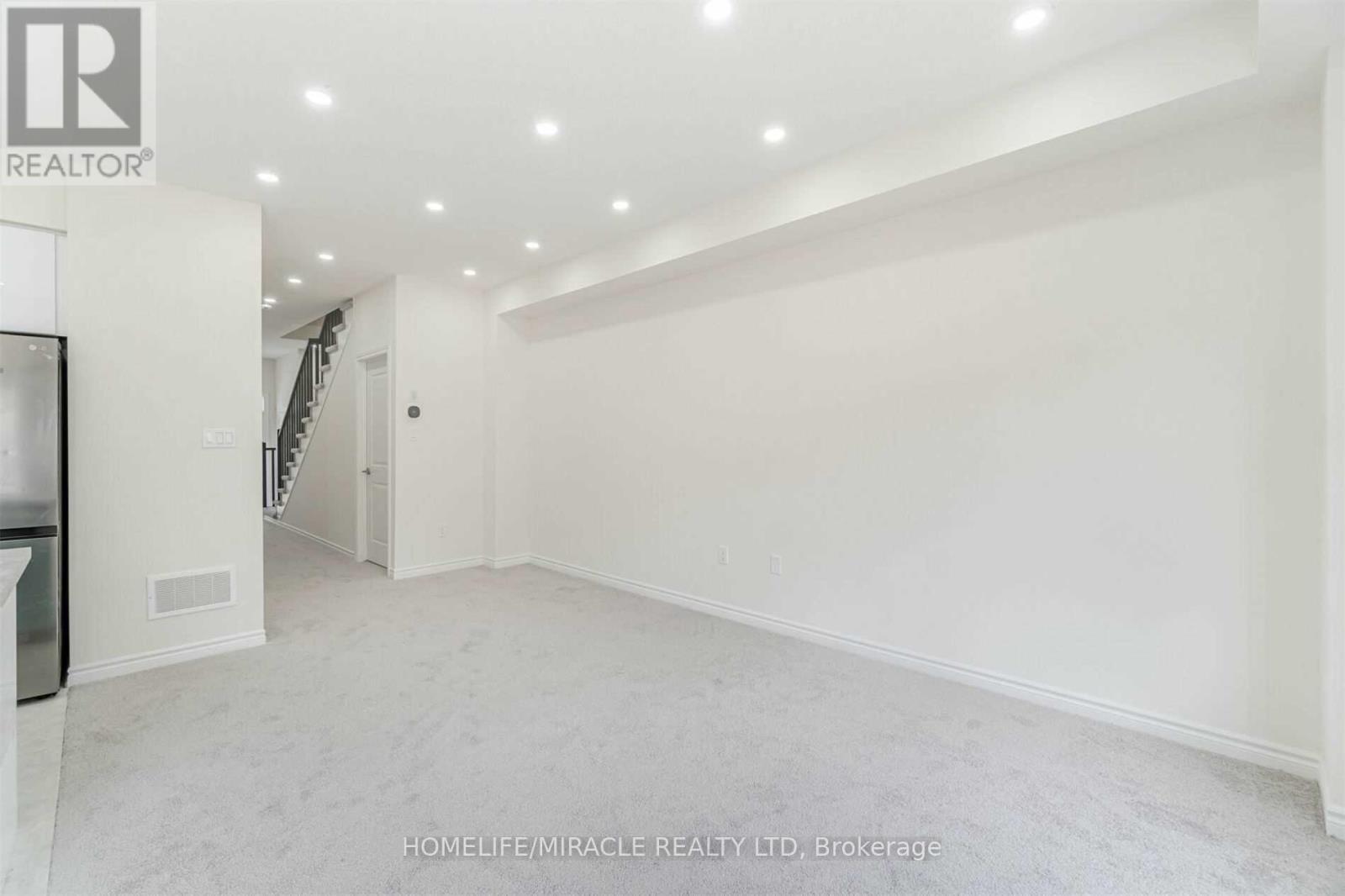 14 Bowery Road Property Photo 6